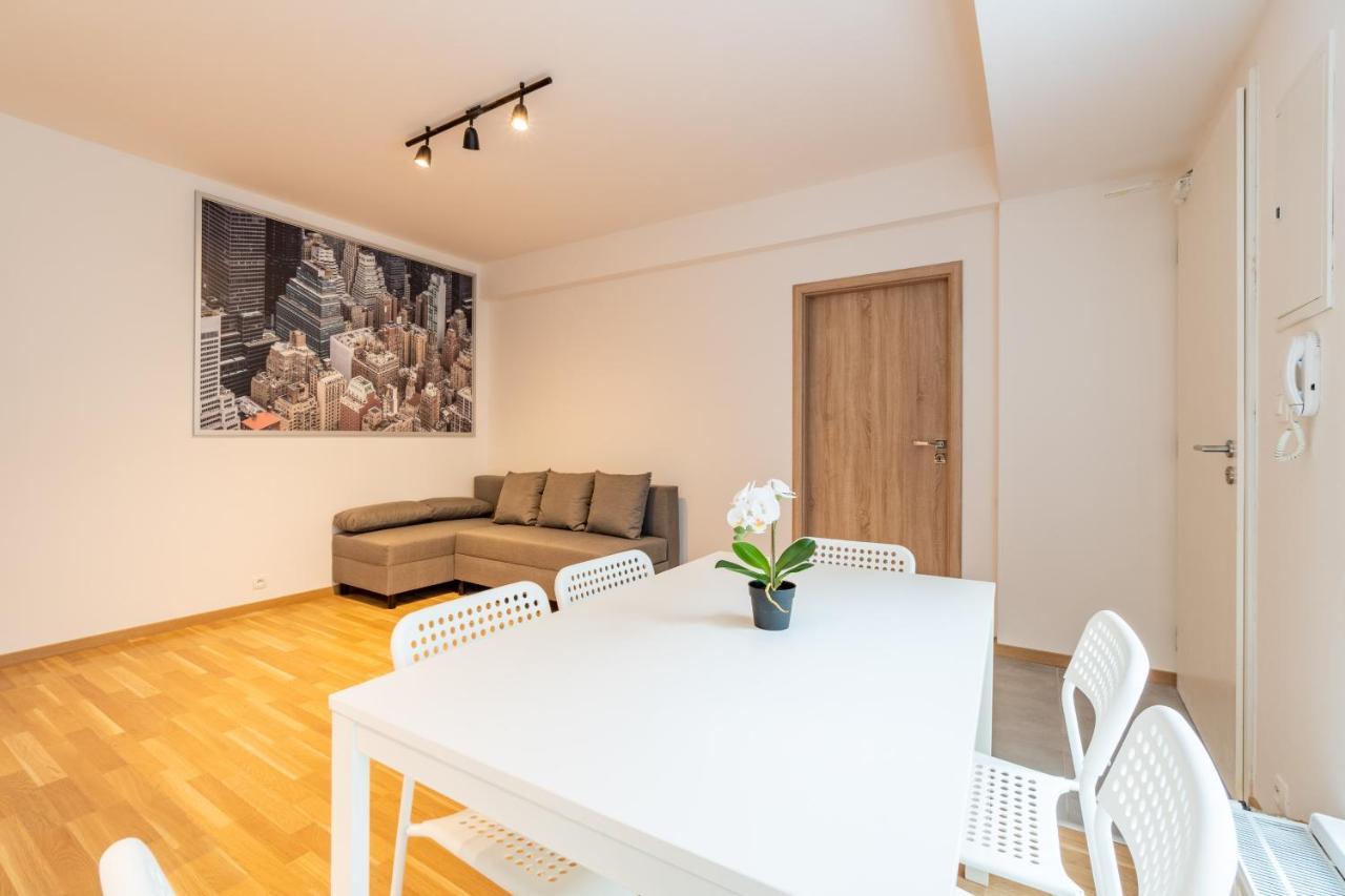 Brand New Two Room Apartment #26 With Free Secure Parking Close To Center Prague Exterior photo